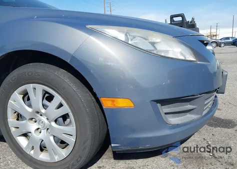 2010 Mazda Mazda6 I Sport z USA, uszkodzony, nr VIN 1YVHZ8BH1A5M04370